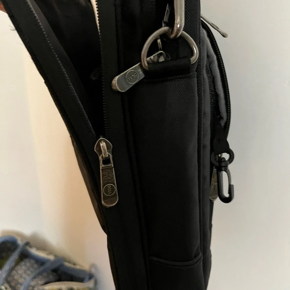 Dell Black Nylon Soft Laptop Bag, Approx 15”w x 12”h x 2”d, Lots of Storage Zips